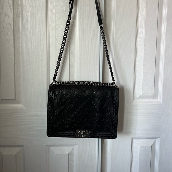 Authentic Large Paris-Dallas Chanel Whipstitch Boy Flap Bag - Picture 16 of 16